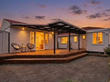 2+1 Home with Legal Studio & Private Entry