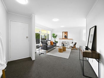 Freehold Renovated Home – First Home or...