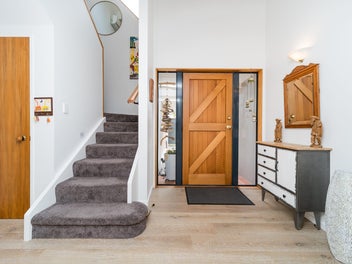 Modern Hokowhitu Home