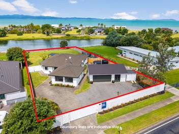 VENDORS BOUGHT - MOVE TO THE BEACH