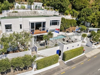 Santorini, Eat Your Heart Out, Pool & Views!