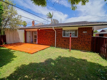 Single-level lock-up and leave