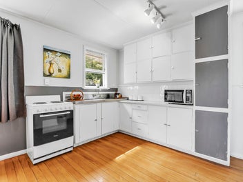 Classic Style and Central Convenience