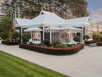 FAMILY HOME, EXECUTIVE ESTATE, A FUTURE PROOF