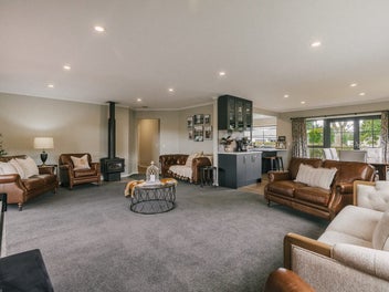 Contemporary Comfort with Timeless Elegance