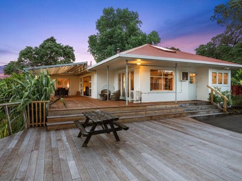 The Best View on Minnehaha Avenue?