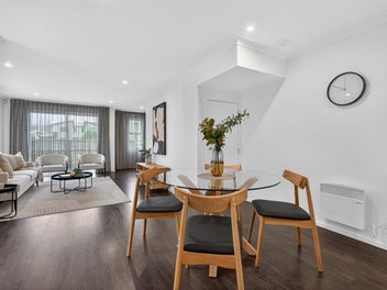 Relaxed, Peaceful Living in the Heart of Petone