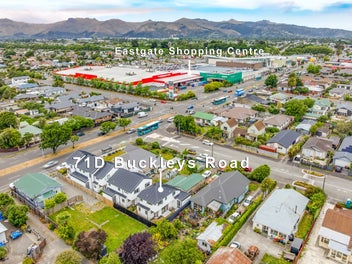 MUST BE SOLD - Near New 3-Bed Standalone Townhouse