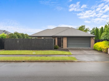 Easy living, Easy buying