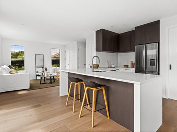 New executive townhouse, refined Village living