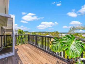 Vendors are Moving - Sunshine & Seaviews are Calli