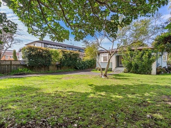 Must Be Sold - 1053m² of Premium DGZ Land