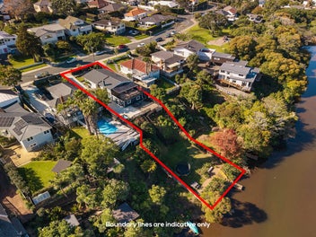 Meadowbank Jetty-Front Home with Flexibility