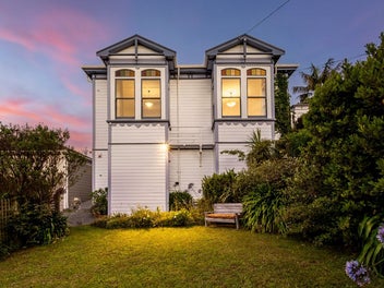 CHARACTER. SUN. STUNNING VIEWS.