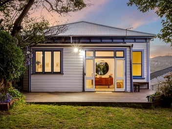 CHARACTER. SUN. STUNNING VIEWS.