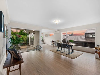 60's Brick Beauty with Breathtaking Sea Views