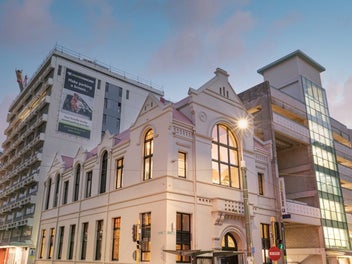 Iconic Heritage, Views & Space!