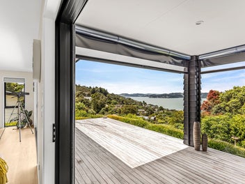 Quality Home. Triple Garage. Ocean Views