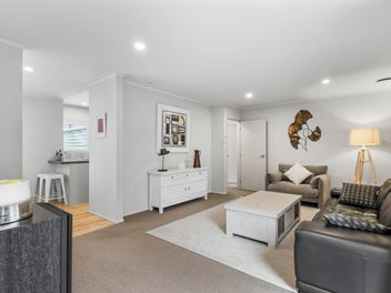 THE PERFECT BIRKENHEAD LIFESTYLE. FREEHOLD - VIEWS