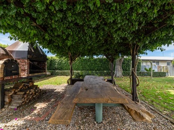 Surplus to Requirements - Serious Sale