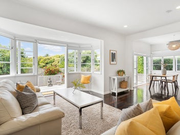 Sun-Soaked, Private & Beautifully Maintained