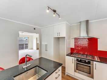 Reside/Retire without Compromising on Size!