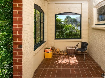 Sunlit Dress-Circle Sanctuary