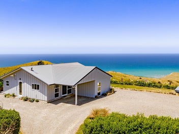 Modern coastal retreat with panoramic views
