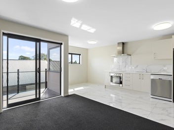 Investors and First Home buyers get in!