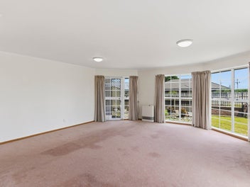 Enjoy effortless living in a fantastic location