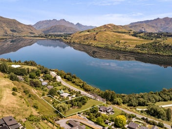 Front Row. Forever Views.