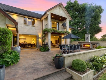 Landmark Property with Subdivision Options