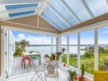 Great Views and All Day Sun