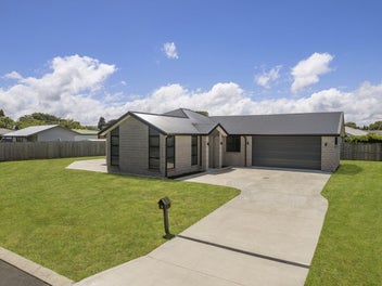 Smart Design, Great Location, Clear Intent to Sell