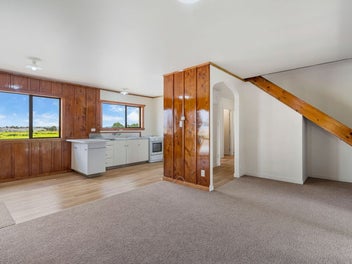 Peaceful rural living just minutes from town