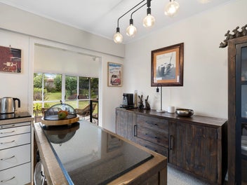 Vendor Has Bought – This Property Must Be Sold