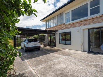 60s Classic with Dual Living