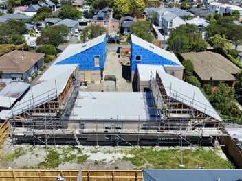 Single Level Options, Cashmere School Zoned!