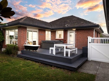 The Backyard You've Been Dreaming Of!