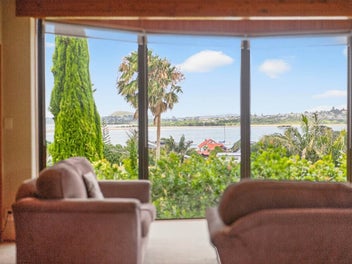 Sea Views, Space & the School Zones That Matter