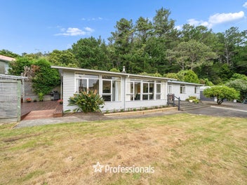 Cherished Family Haven In Prime Location