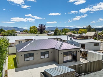 Modern, Low-Maintenance Living in a Prime Location