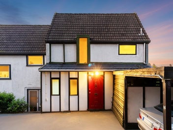 Vendor Must Sell Urgently!!