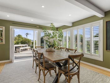 Outstanding on Otupai