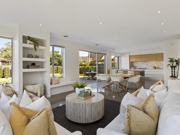 Family Bungalow Vibes on 832 sqm