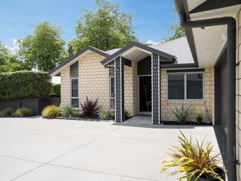 Don't let this one get away! Now $1,290,000