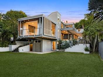 Architectural Family Retreat