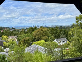 Chatswood Dreaming with Amazing City Views!