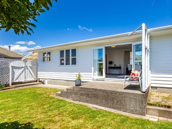 Heretaunga Living Awaits!