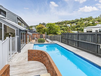 Your Premium Family Retreat Awaits!